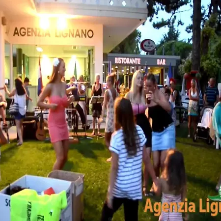 Lejlighed Lignano With Pool *