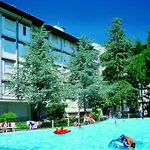 Lignano With Pool Линьяно-Саббьядоро