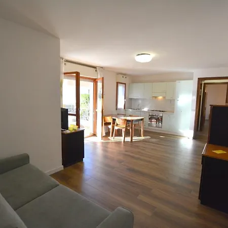 Apartamento Lignano With Pool *