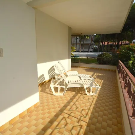 Lignano With Pool Apartmán Lignano Sabbiadoro